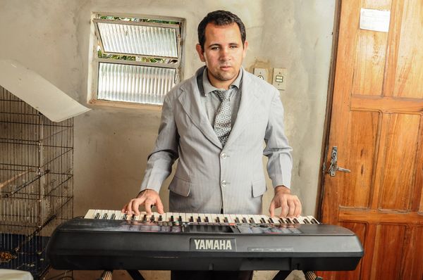 Arnaldo Alves Tecladista