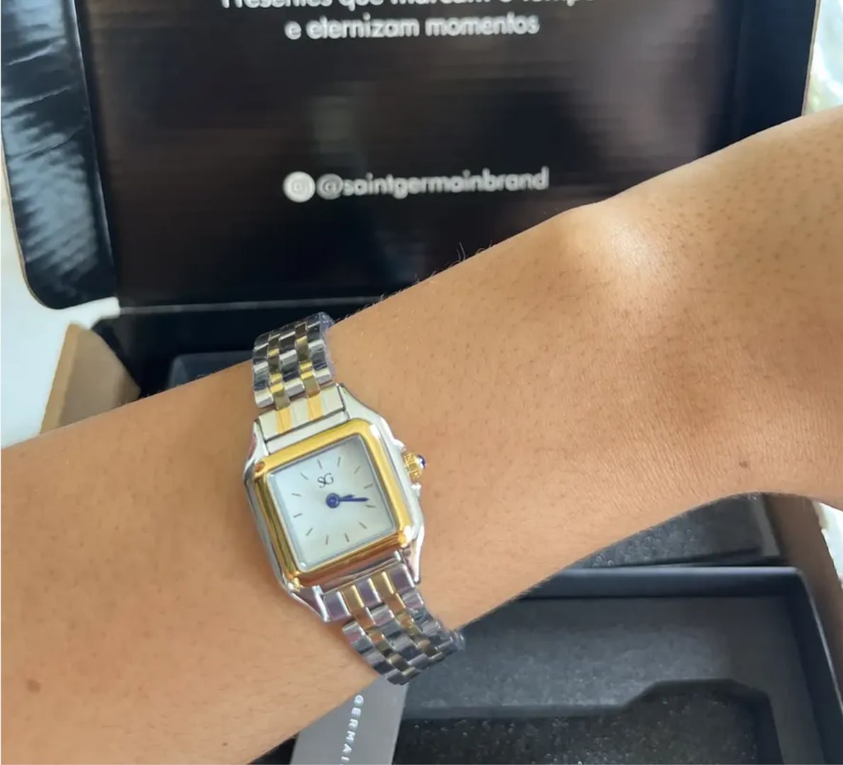 VELHO, AGORA VOCÊ SABE QUE HORAS SÃO SEM OLHAR PRO SOL! 🌞