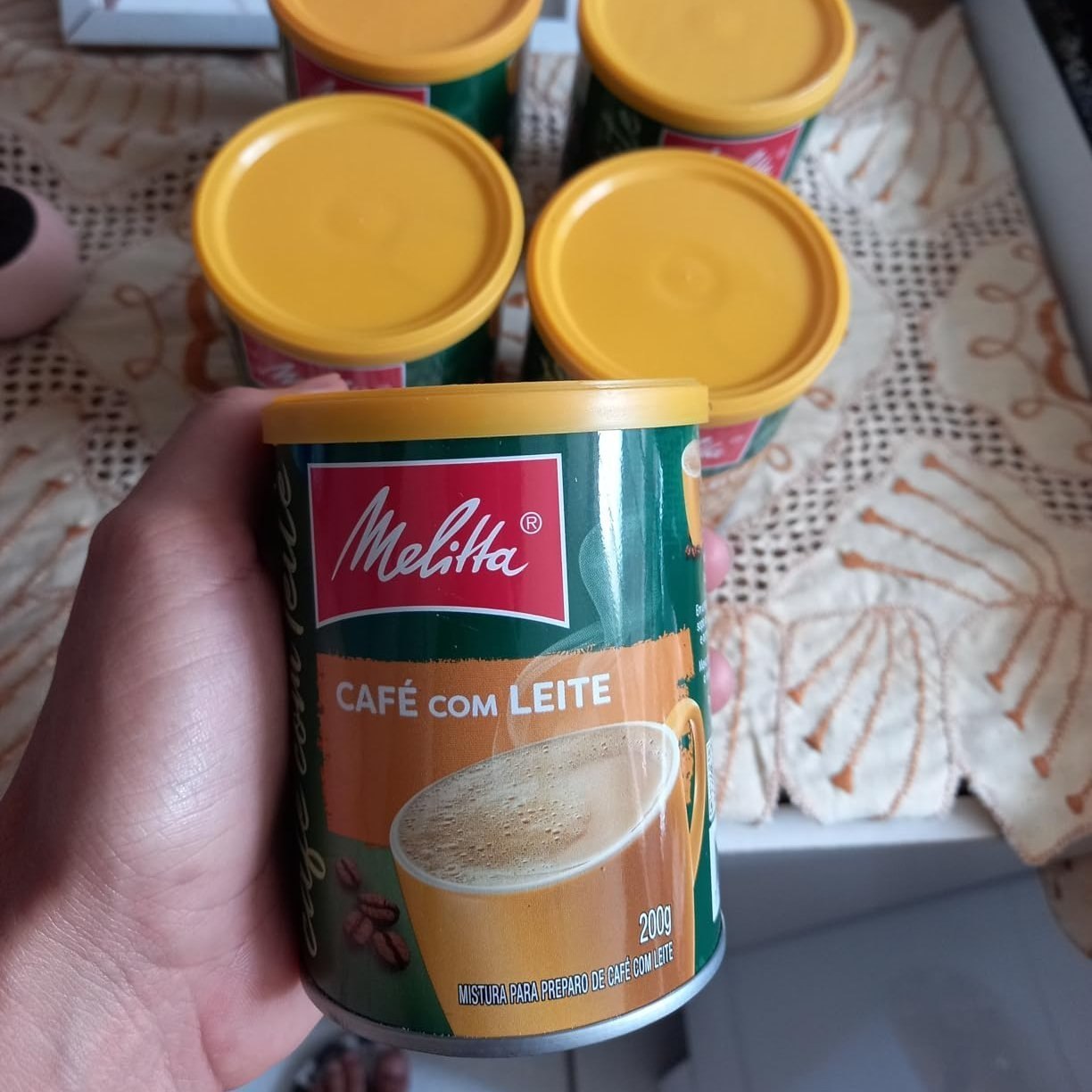 CAFÉ COM LEITE MELITTA: ACORDAR É SÓ UM DETALHE. ☕