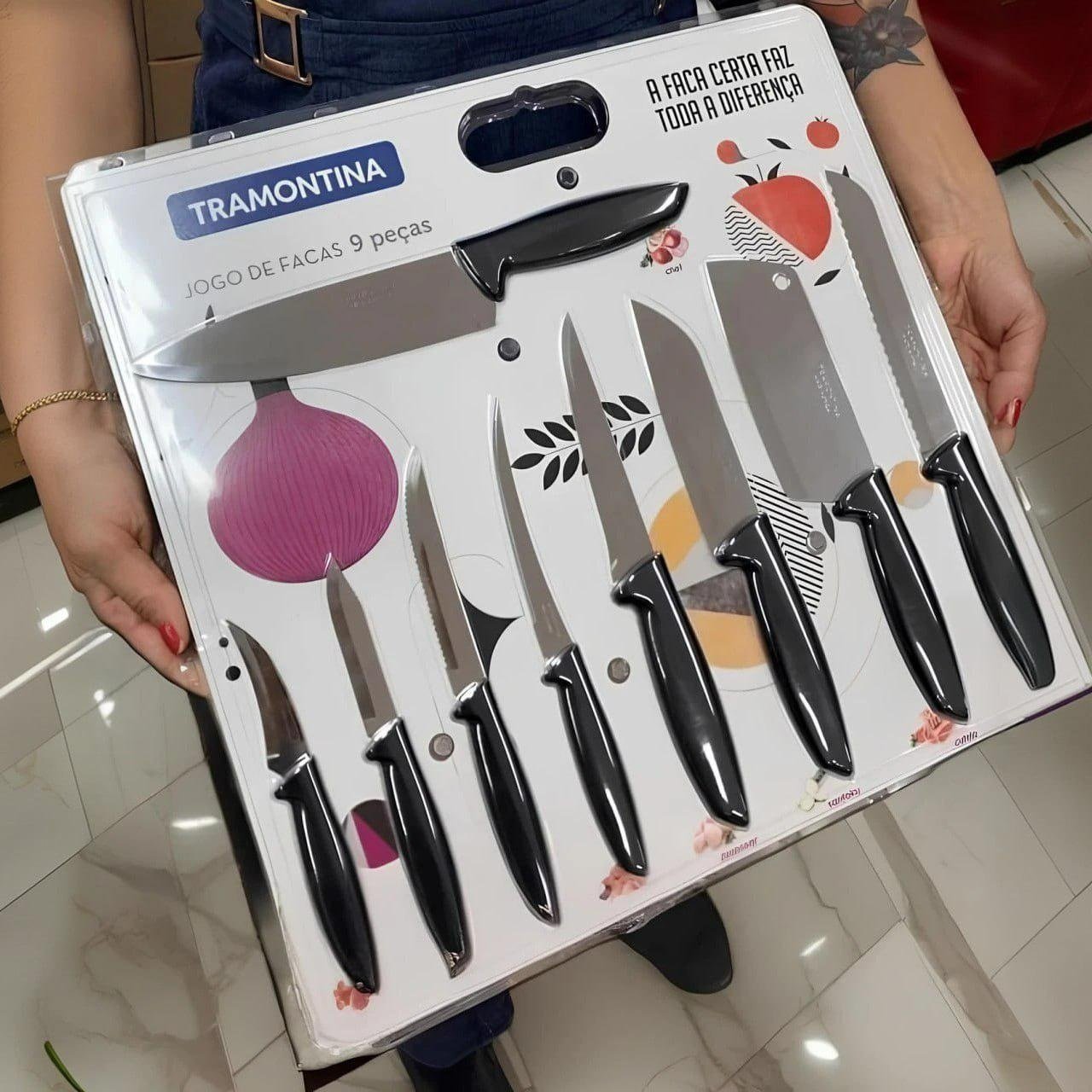 FINALMENTE UM CORTE PRECISO NA CEBOLA E NO DEDO! 😂