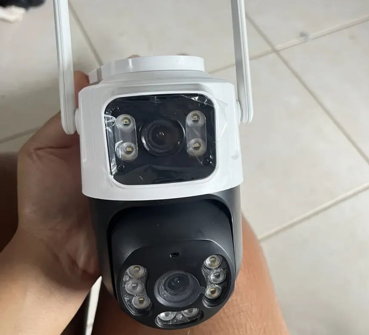 AGORA SIM, VOU SABER SE O GATO TÁ FAZENDO FESTINHA! 🐱
