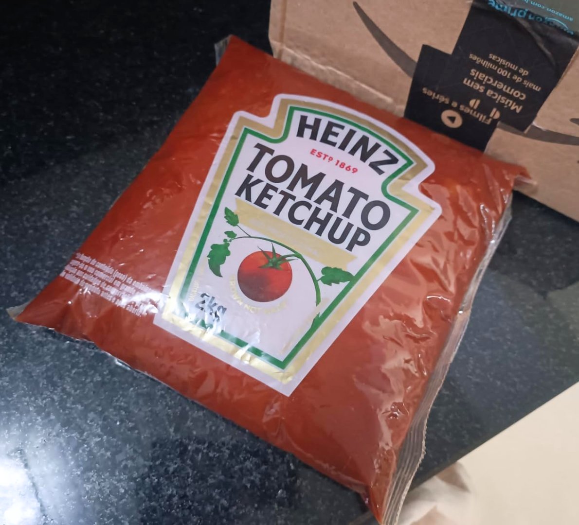 ESSE KETCHUP É IGUAL AMOR: QUANDO ACABA, A GENTE SOFRE!