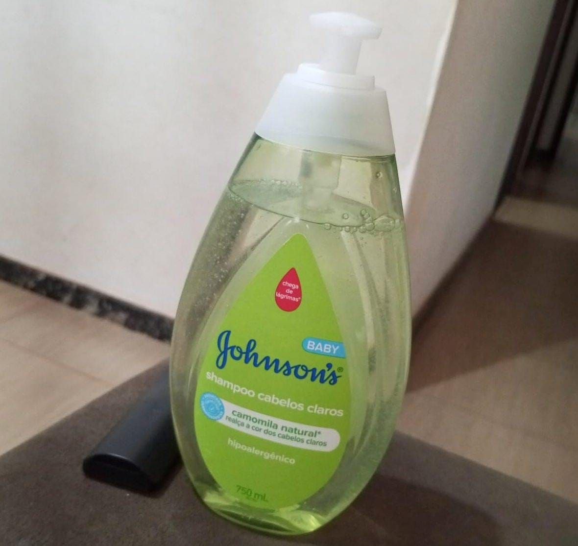 Shampoo Cabelos Claros Johnson's 750ml (Grandão)
