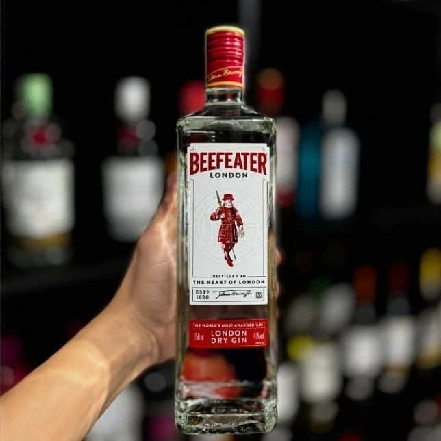 ESSE GIN AÍ TE LEVA PRA LONDRES SEM SAIR DE CASA! 🍸