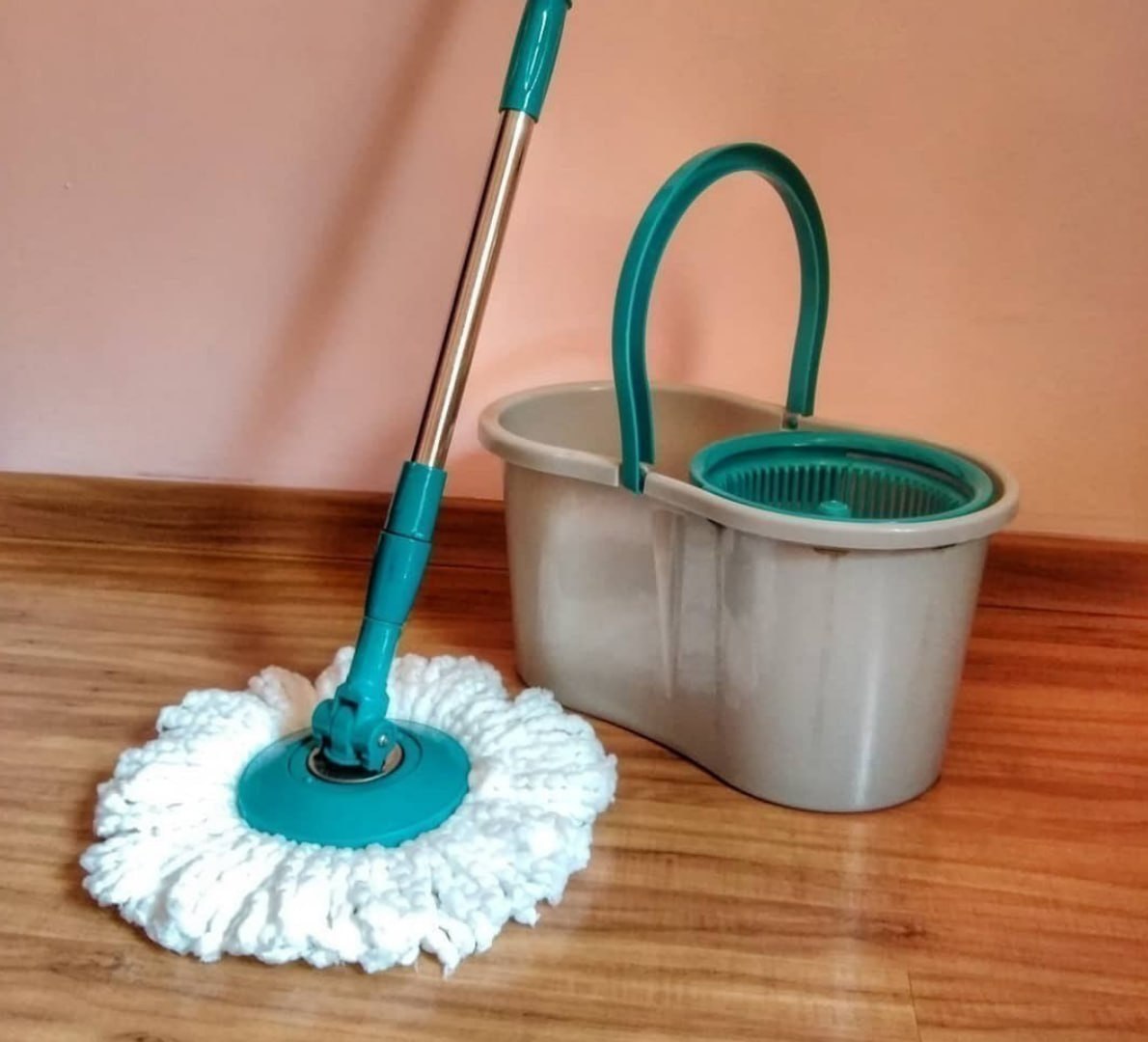 MOP GIRATÓRIO: O ÚNICO RODANDO NA FAXINA! 🌀