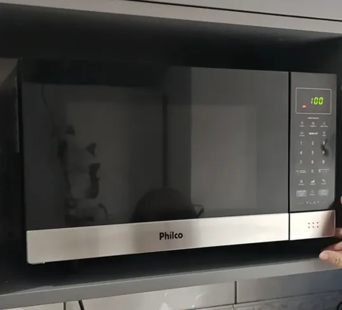 ESSE MICRO-ONDAS É TIPO MÁGICA: "CADÊ A JANTA?!" 🎩