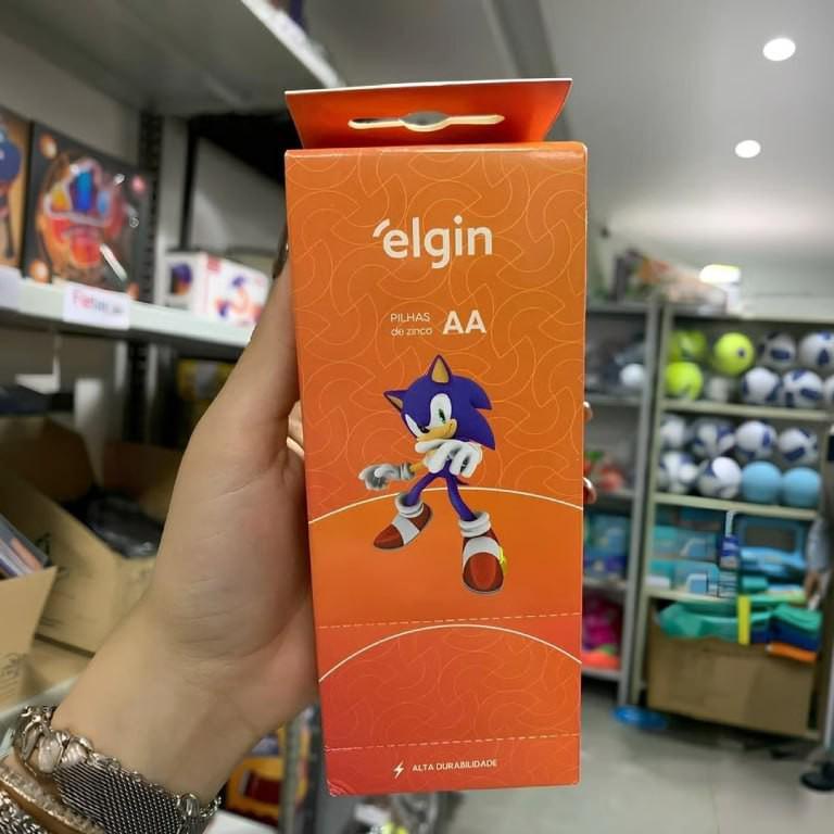 MANO, COM 40 PILHAS, DÁ PRA ILUMINAR A CASA INTEIRA! 💡