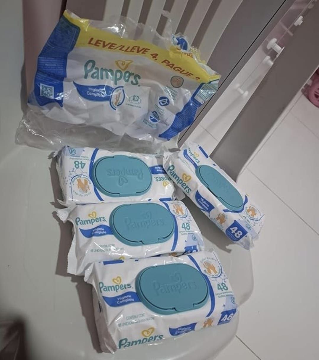 Lenços Umedecidos Pampers Higiene Completa 192 Unidades