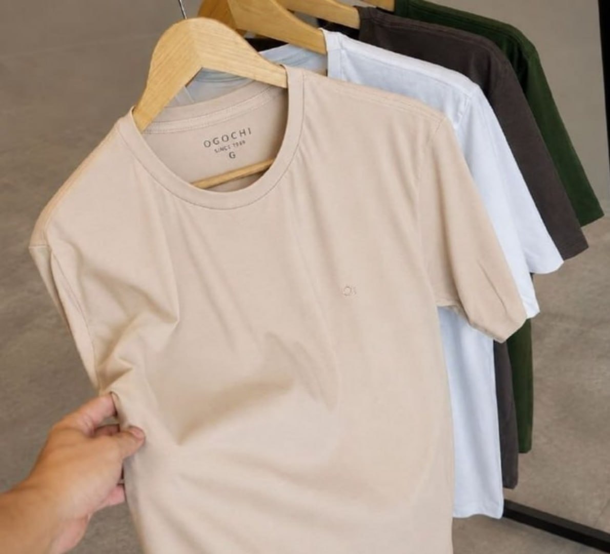 ESSA CAMISETA É IGUAL A CAFÉ: TE MANTÉM ACORDADO! ☕