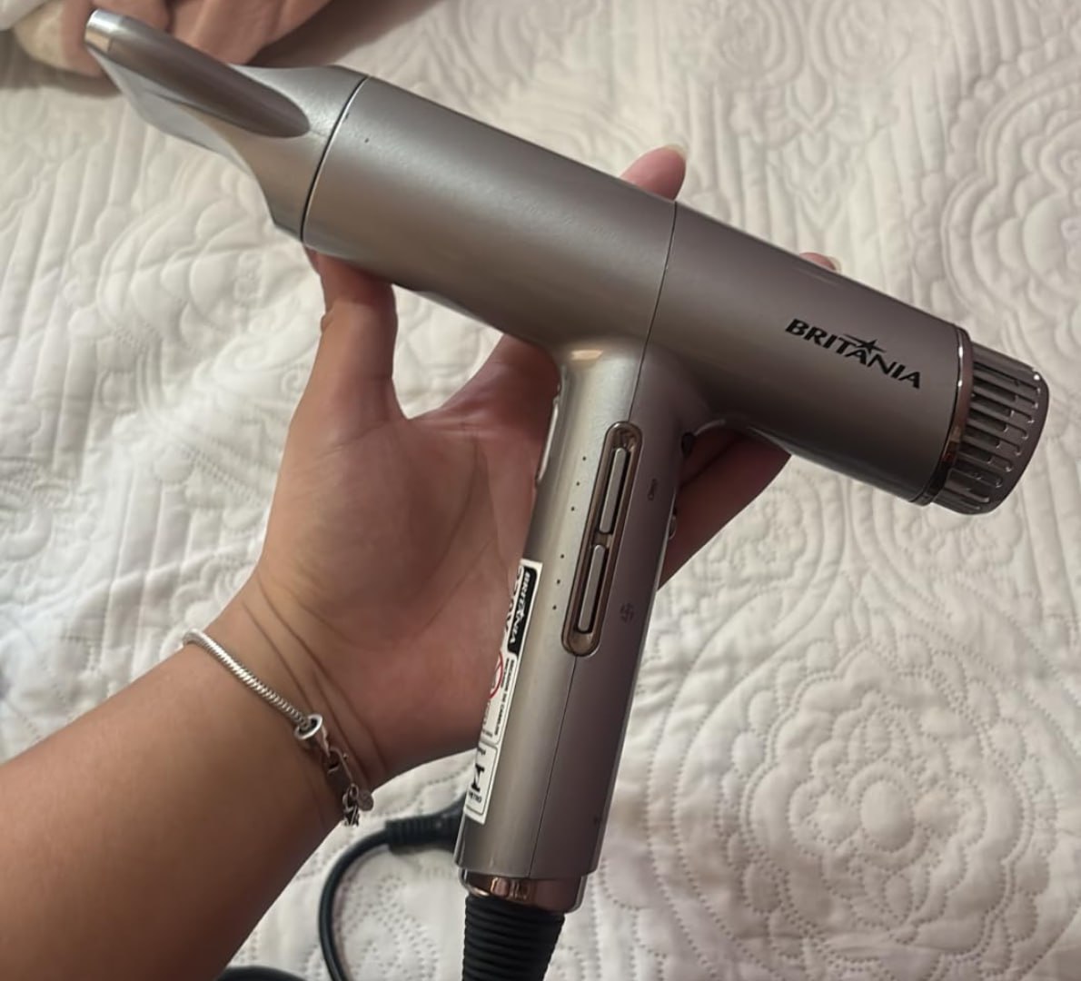 CABELO SECO NA MORAL, SEM DESPERTAR OS VIZINHOS! 💁‍♀️