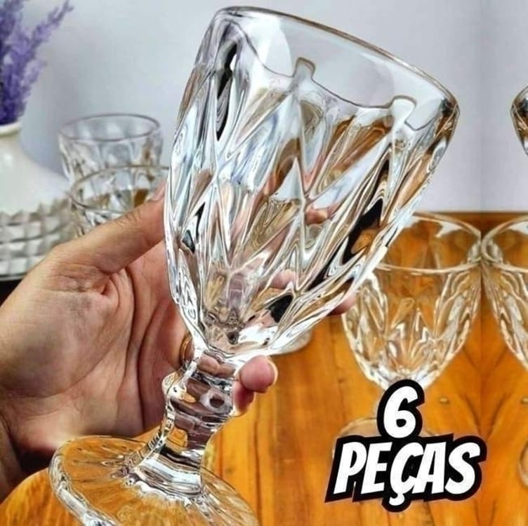 ATÉ O VINHO JÁ TEM UMA TAÇA, E VOCÊ AINDA NÃO? 🍷