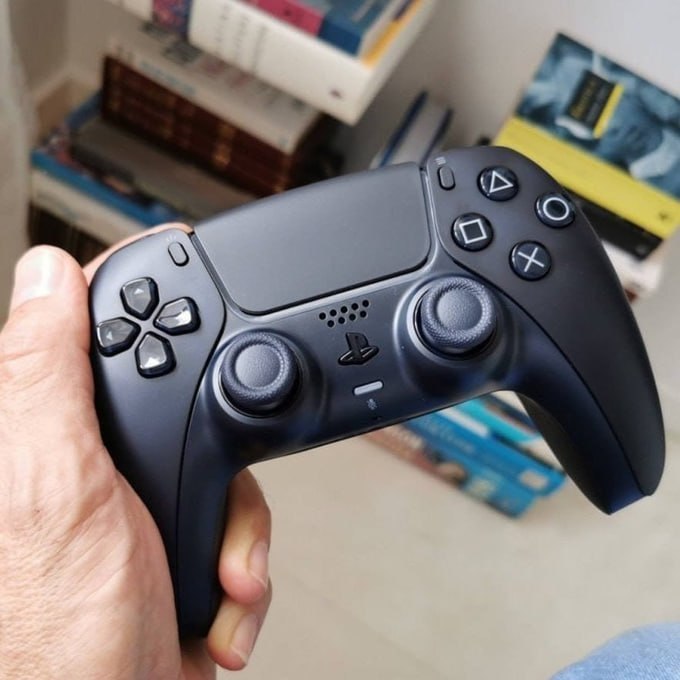 QUANDO O CONTROLE É MAIS BLACK QUE A MINHA ALMA. 😂