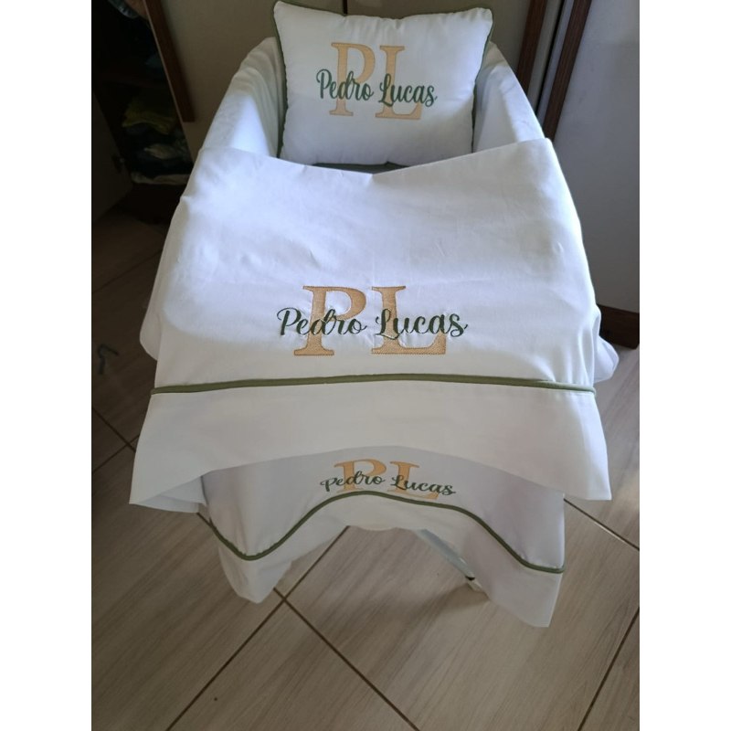🛍️ Kit Berçário Maternidade Bebê Personalizado com Cobre Leito Almofada e Manta 100% Algo