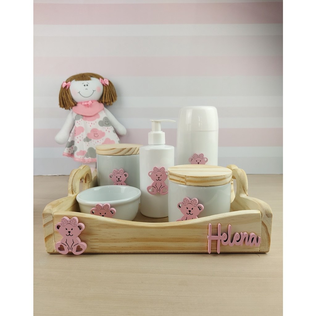 🛍️ Kit Higiene Bebê Porcelana Temas Rosa Nome Personalizado bandeja coração garrafa branc