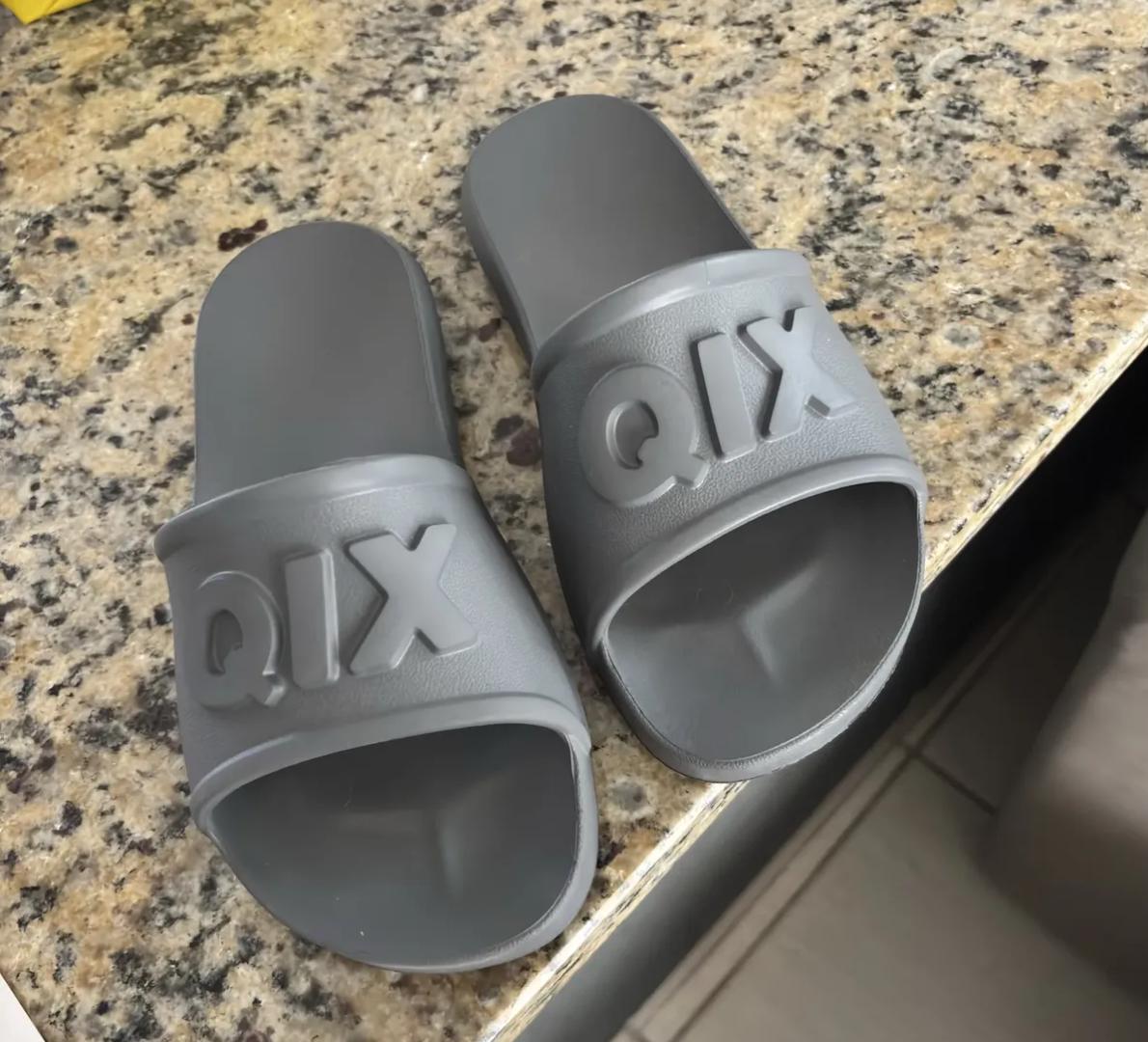 MANO, ESSE CHINELO É O PASSAPORTE PRO CONFORTO NO ROLÊ! 😎
