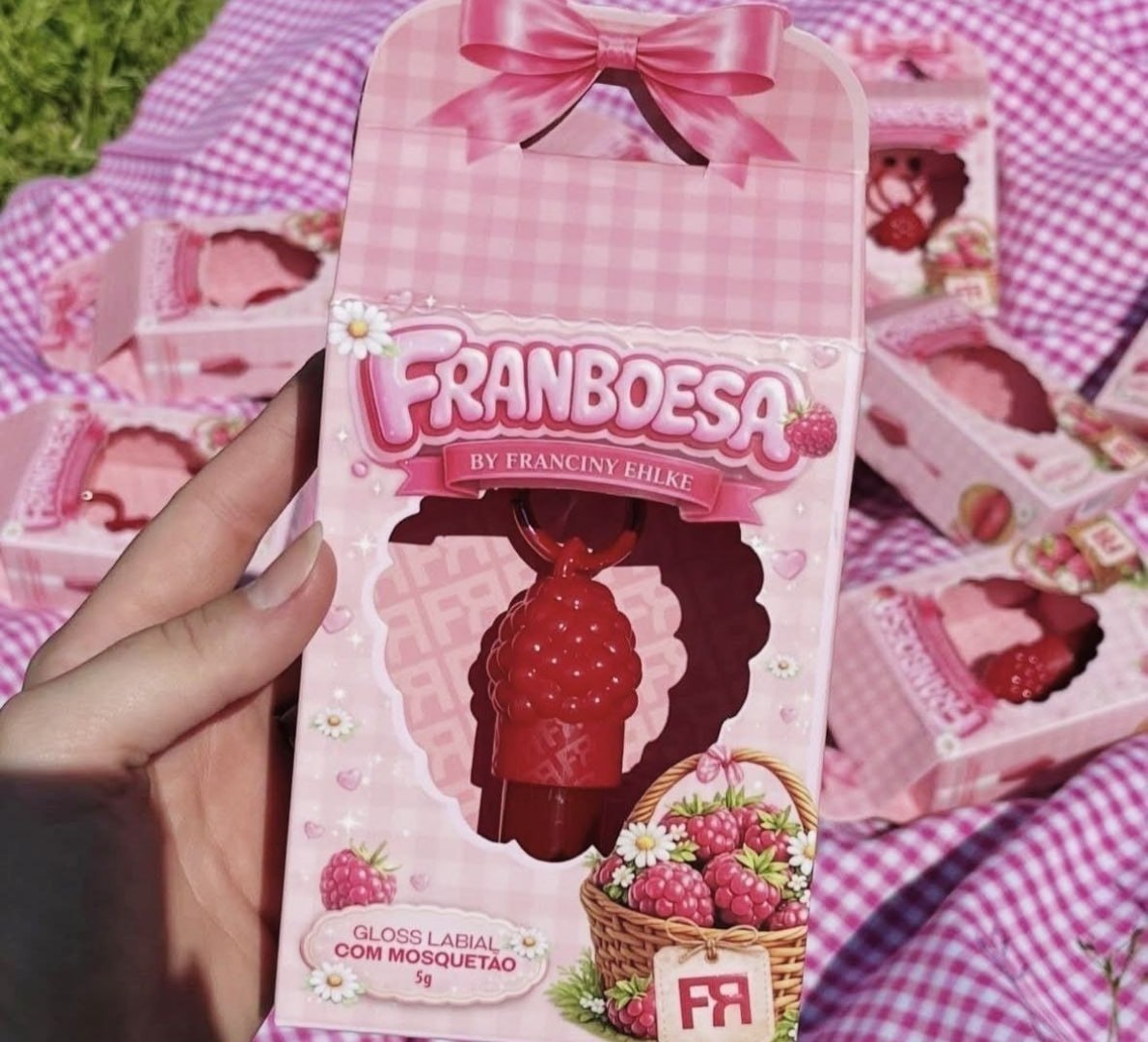 MANO, PASSAR ISSO É COMO GANHAR NA LOTERIA DA BELEZA, HEIN?