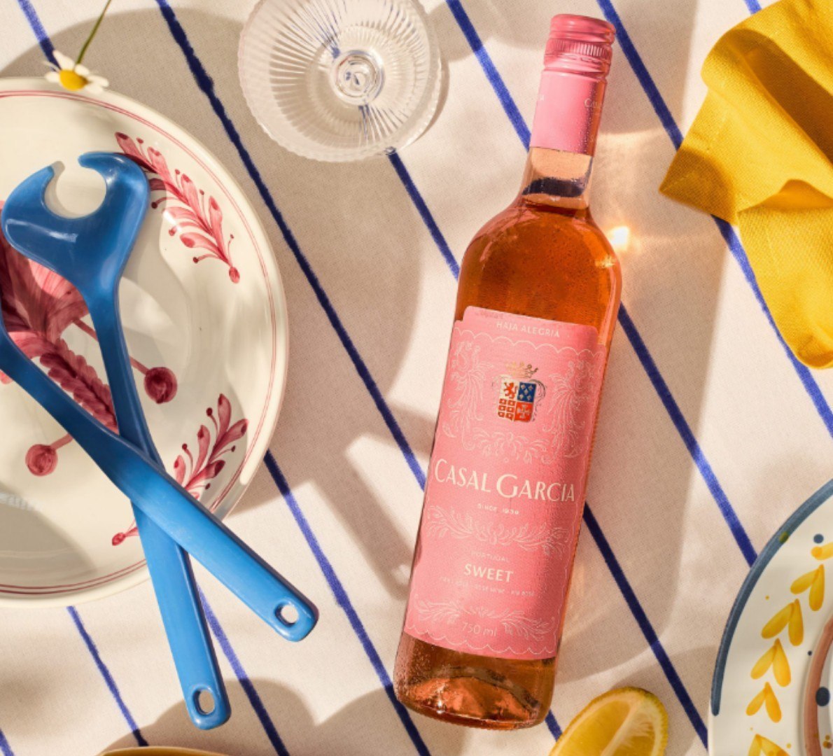 UM BRINDE AOS PERRENGUES! ESSE ROSÉ É TIPO AMOR: DOCE! 🍷
