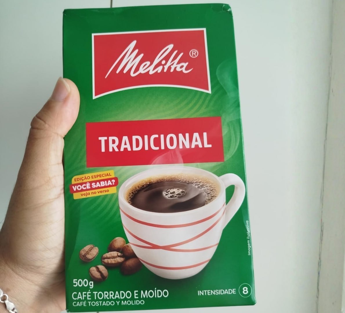 CAFÉ NA VEIA, PARÇA! ACORDAR SEM ISSO É SÓ PESADELO! ☕️