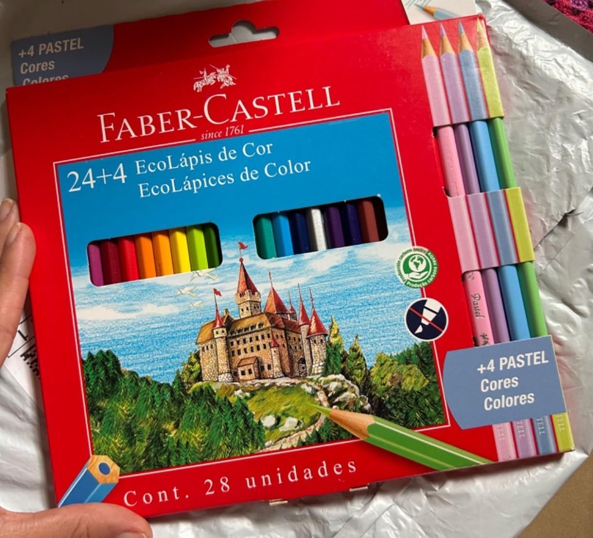 COM ESSE TANTO DE COR, ATÉ EU VIRO PICASSO! 🎨