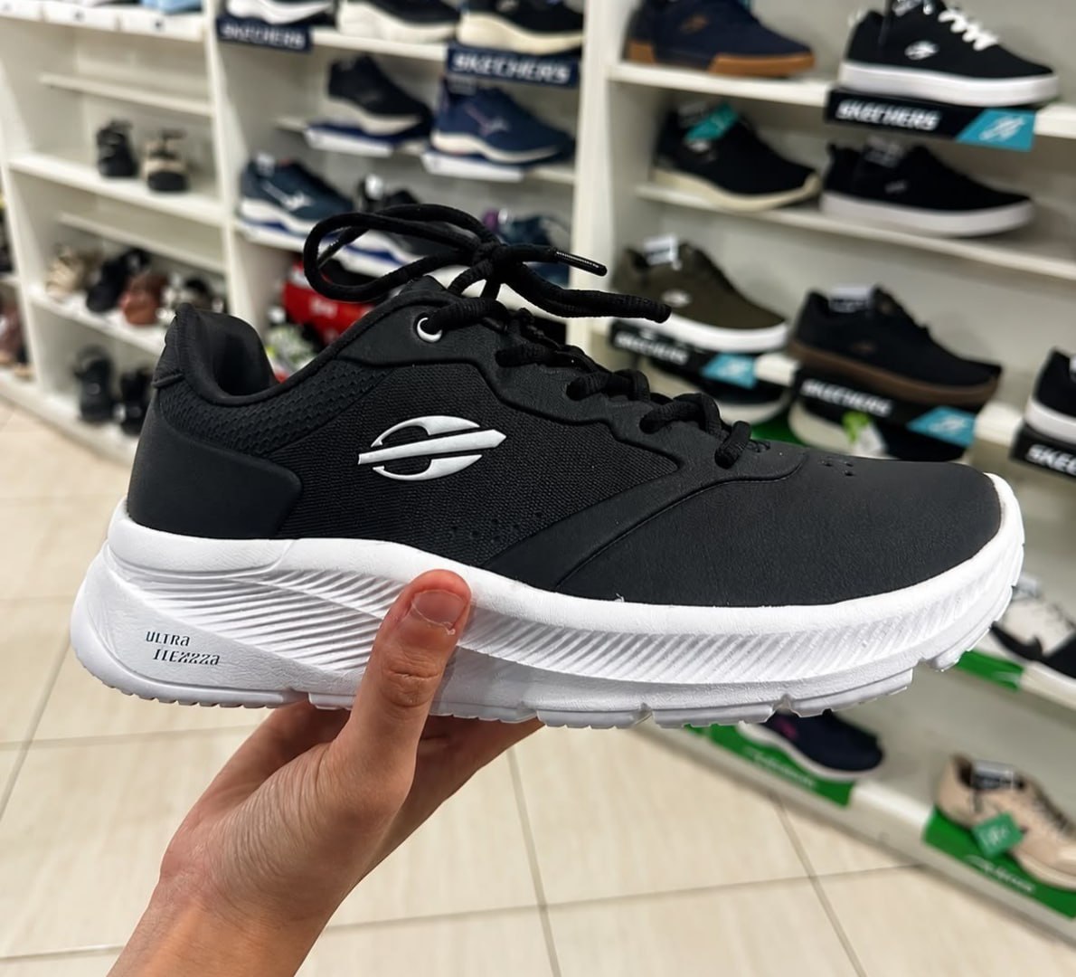 COM ESSE TÊNIS, ATÉ A CORRIDA PRO ALMOÇO VAI SER ESTILO!
