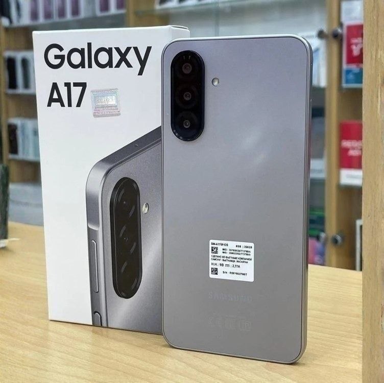Celular Samsung Galaxy A17, 256GB, 8GB, 50MP Tela 6.7", IP54 - Cinza
