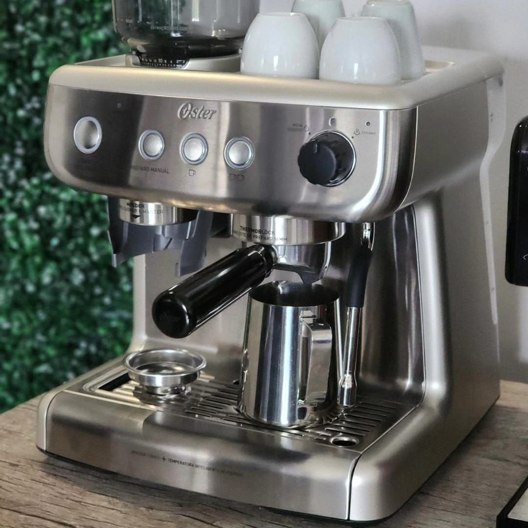 Cafeteira Espresso Oster Xpert Perfect Brew 127V