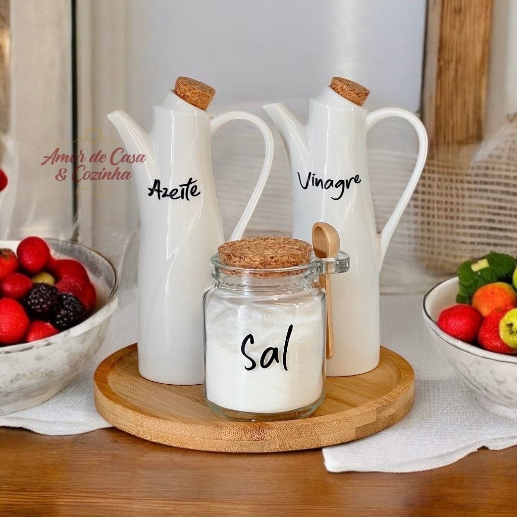 - KIT GALHETEIRO DE PORCELANA COM ALÇA SALEIRO E BANDEJA GRANFINE 4 PEÇAS 250ML