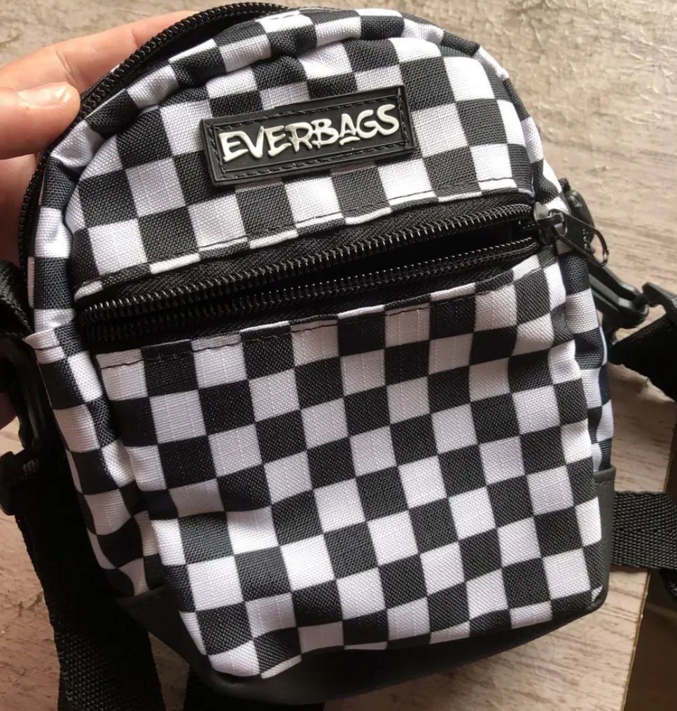 COM ESSA BAG, ATÉ O SHERLOCK VAI QUERER UMA PARCERIA!