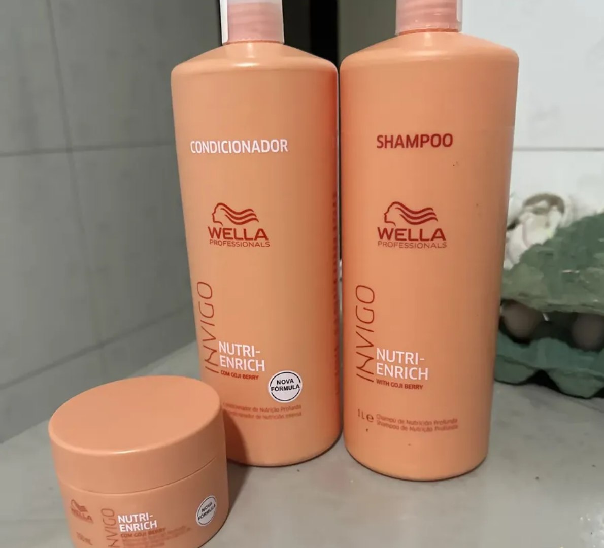 A MÁSCARA É TÃO BOA QUE ATÉ O ESPELHO QUER USAR, PARÇA!