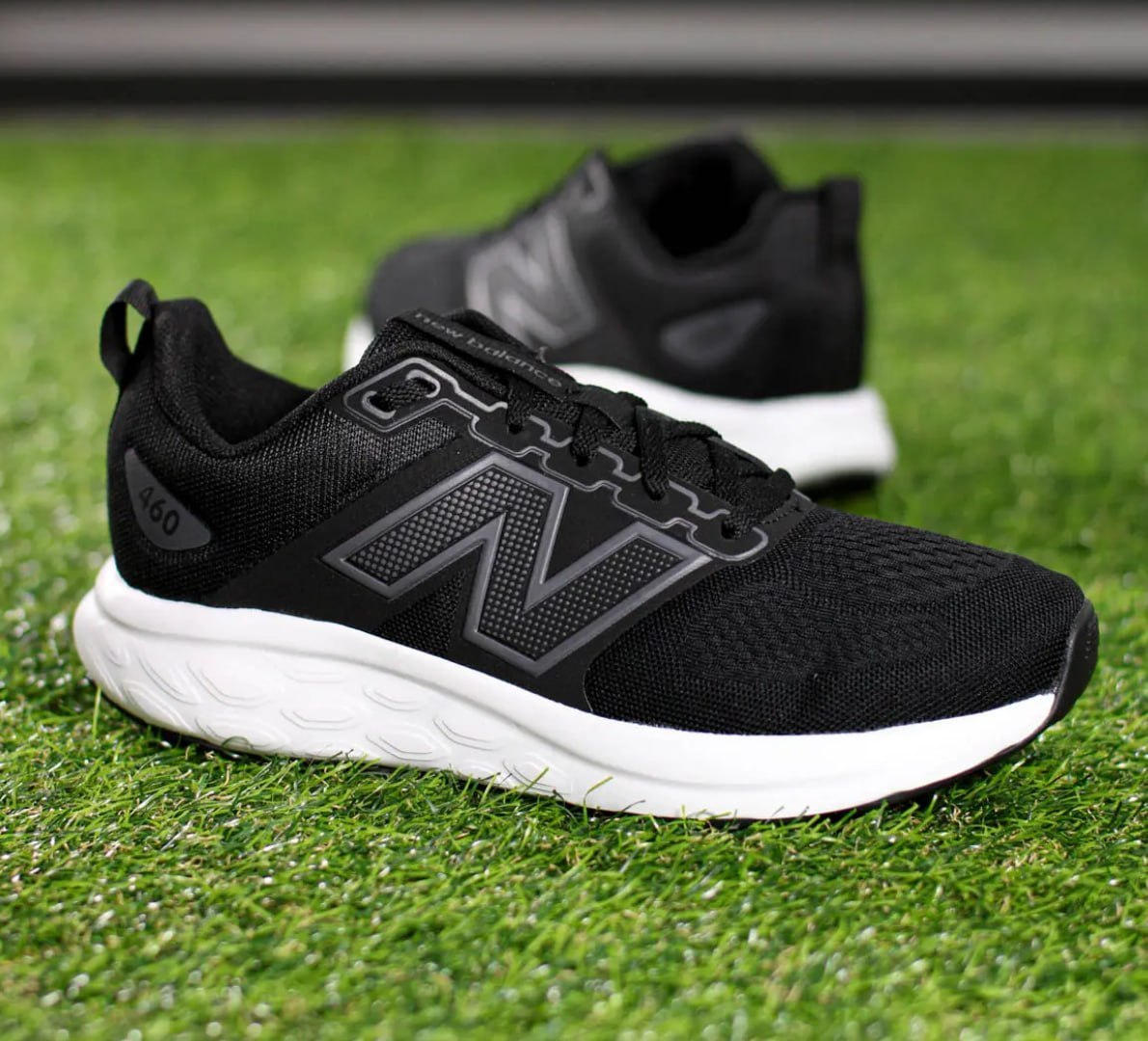 FUGINDO DOS CALOS COMO SE FOSSEM EX-NAMORADOS! 👟