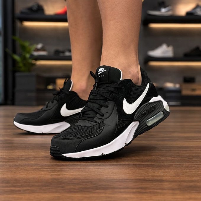 PRA CORRER DO BOLETO COM ESTILO, SÓ COM NIKE AIR! 🏃‍♂️