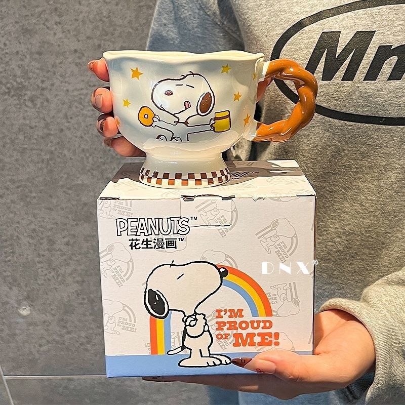 - Caneca de Cerâmica Snoopy de Alto Valor, Copo de Água Fofo, Leite Doméstico, Xícara de C