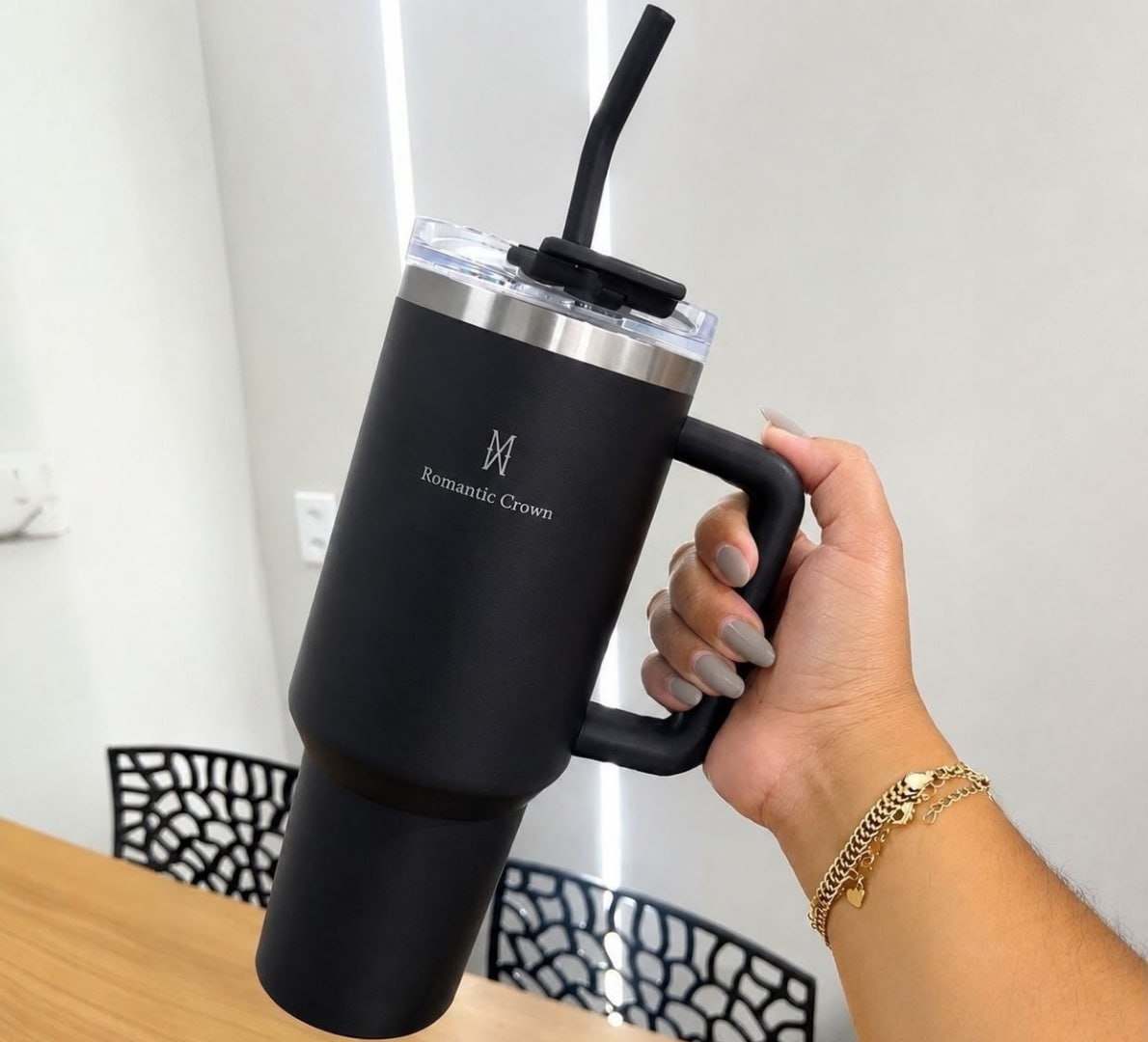 COPO TÃO GRANDE QUE ATÉ MEU AMOR POR ÁGUA CABE NELE! 💧