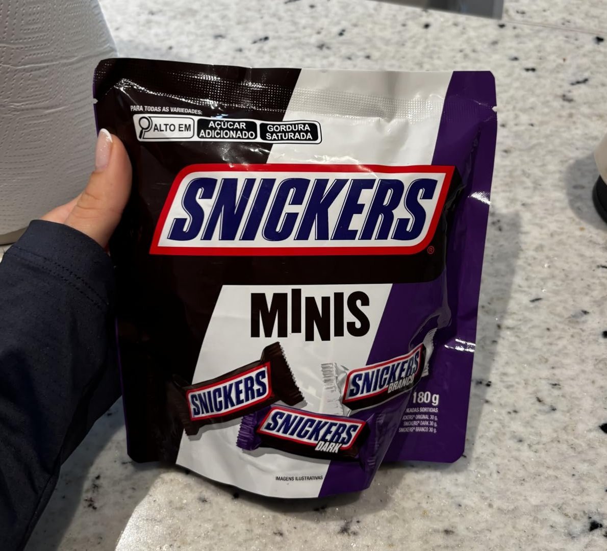 QUANDO O ESTÔMAGO GRITA, É HORA DE SOCAR UM CHOCOLATE! 🍫