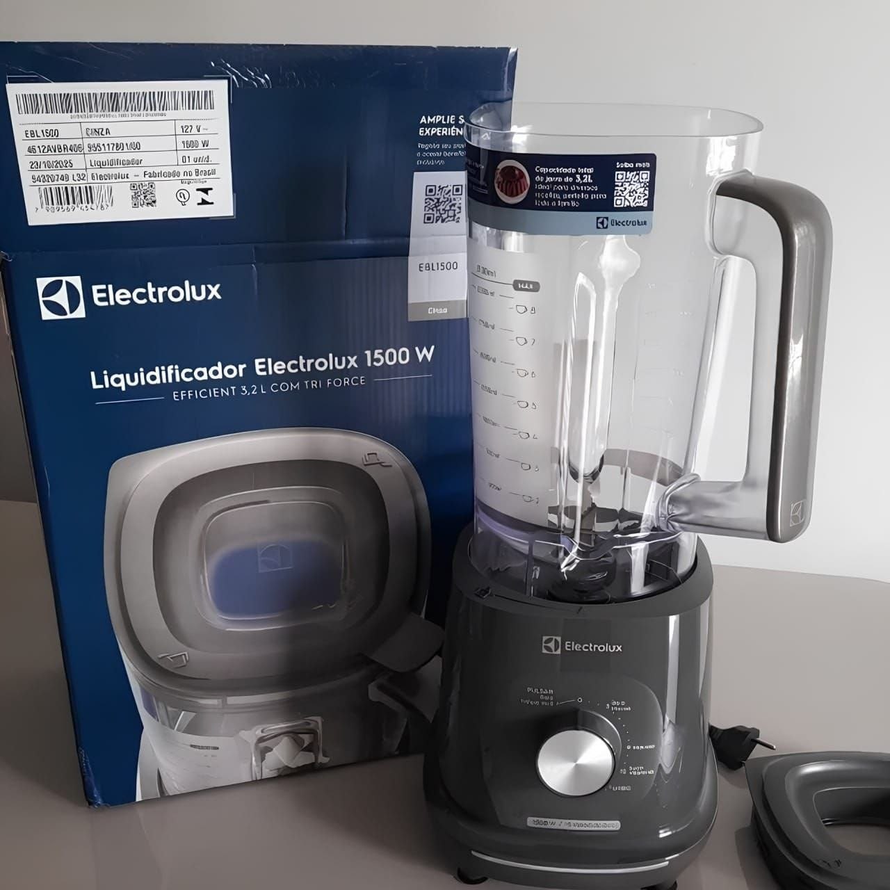 Liquidificador Electrolux 1500w 3,2L 15 Velocidades Ebl1500 127V