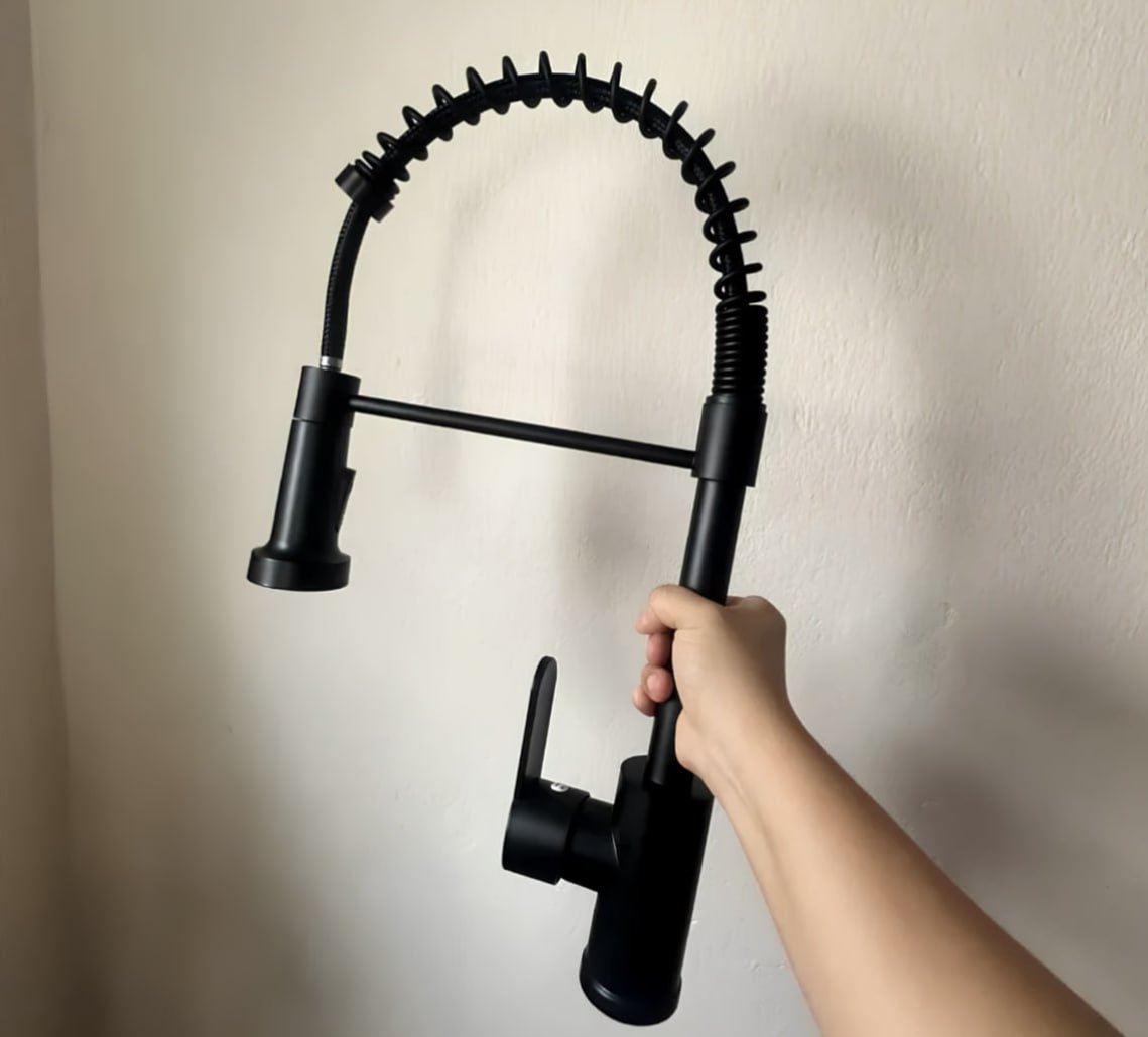 AGORA A ÁGUA VAI DIRETO PRA PANELA, SEM ACROBACIA! 💧