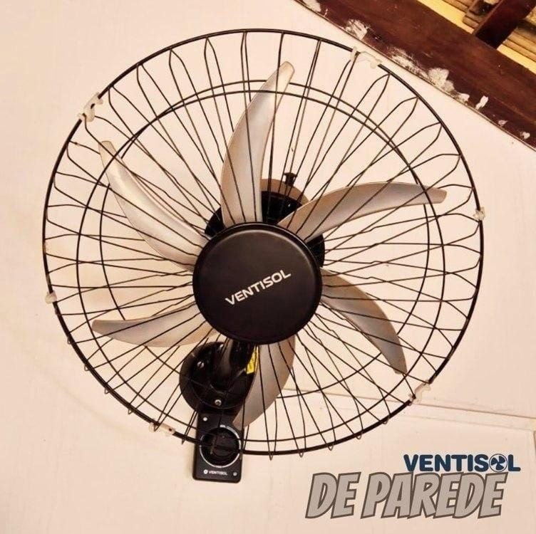 Ventilador de Parede Oscilante Ventisol, 50cm, Bivolt | Steel, Preto/Prata