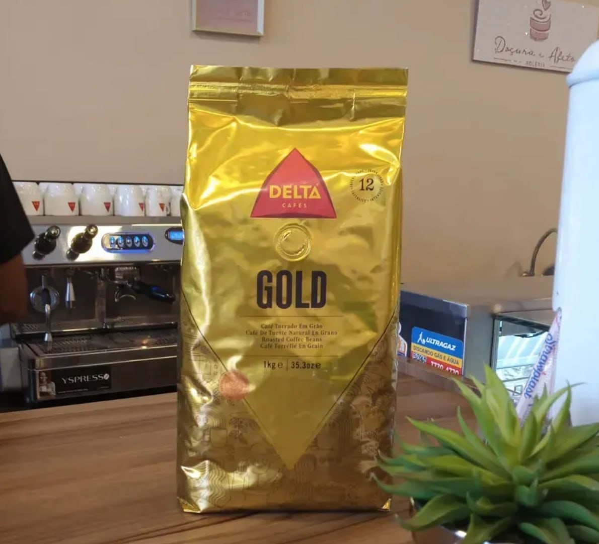 MANO, ESSE CAFÉ É O VERDADEIRO EMPURRÃO PRA VIDA! ☕️