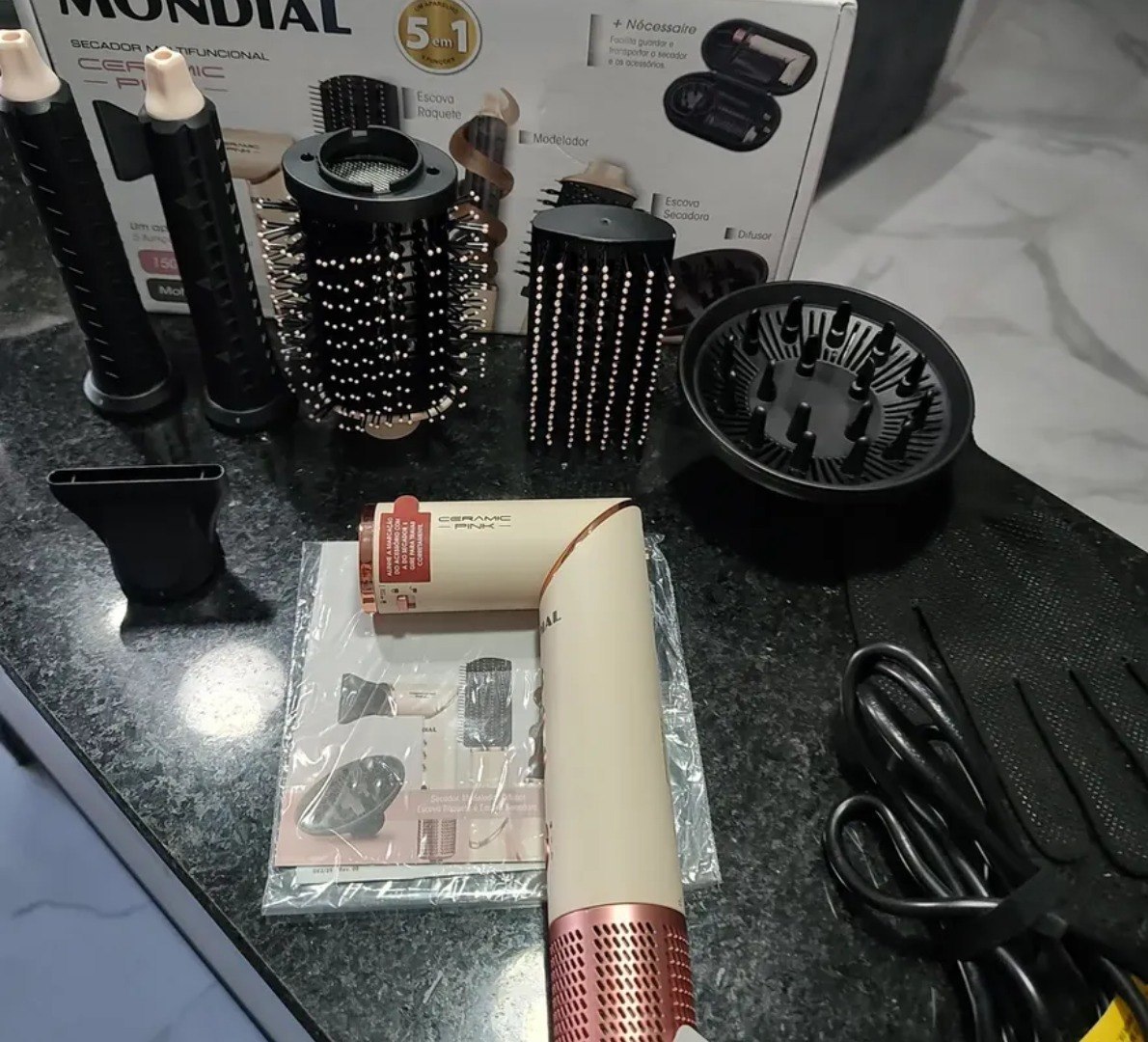 5 EM 1? AGORA SÓ FALTA O WI-FI NO CABELO! 😆