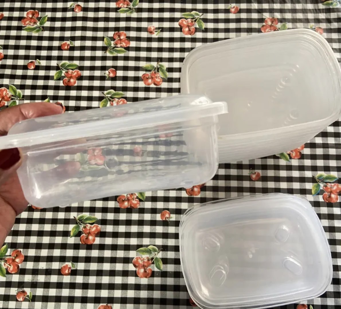 MOLEZA GUARDAR OS RESTINHOS, ATÉ A COMIDA PEDE ARREGO! 🍲