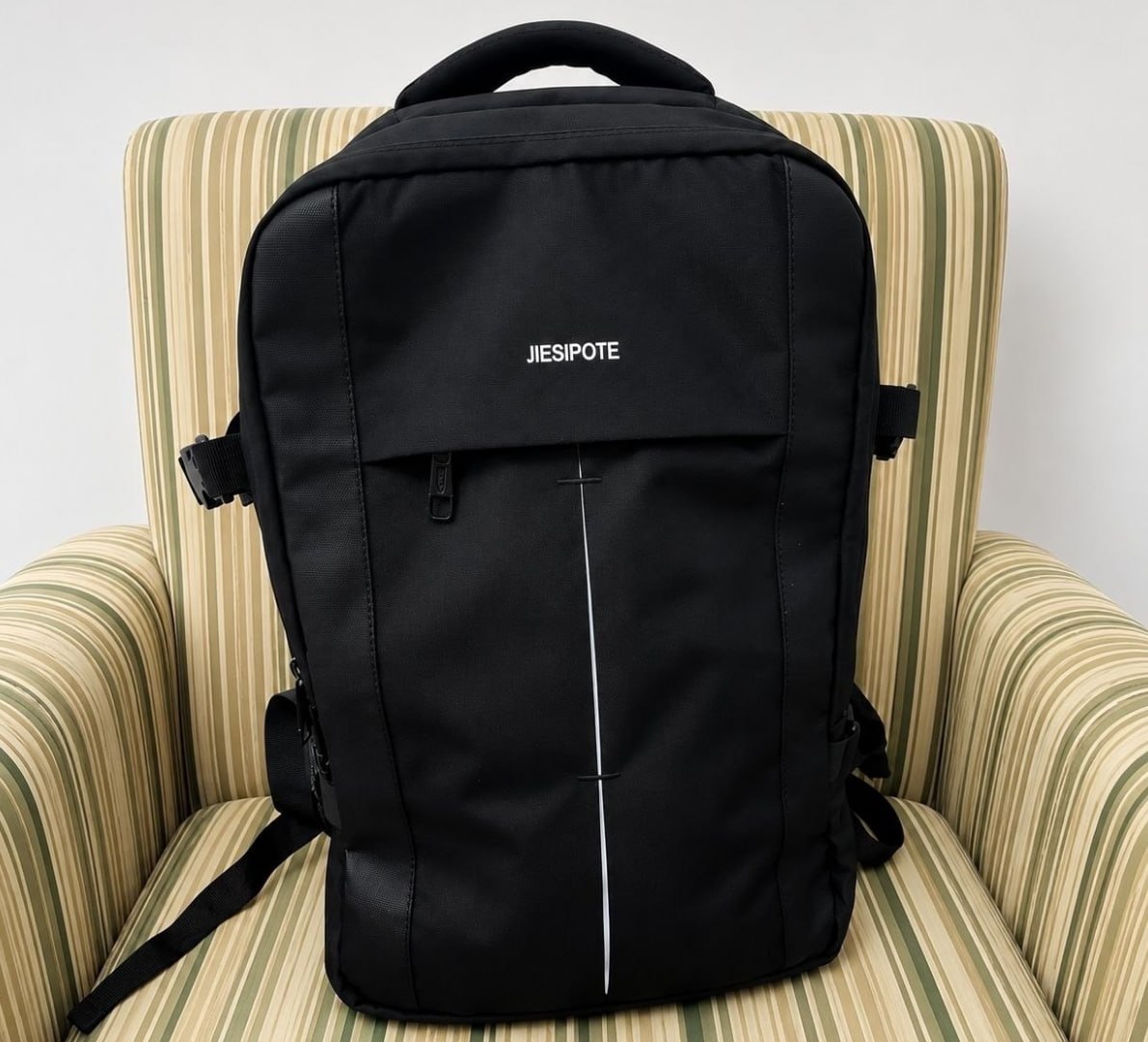 MANO, ESSA MOCHILA É PRA QUEM TEM MAIS TRALHA QUE ROUPAS! 🎒